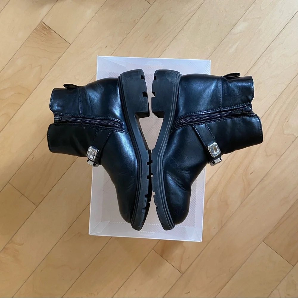 Girls Catalina Chelsea Black Boots with Jewel Accents